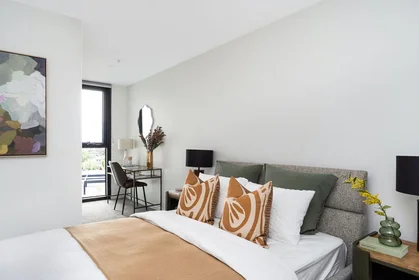 Chambre privée à Antill Street, image 1 de 10