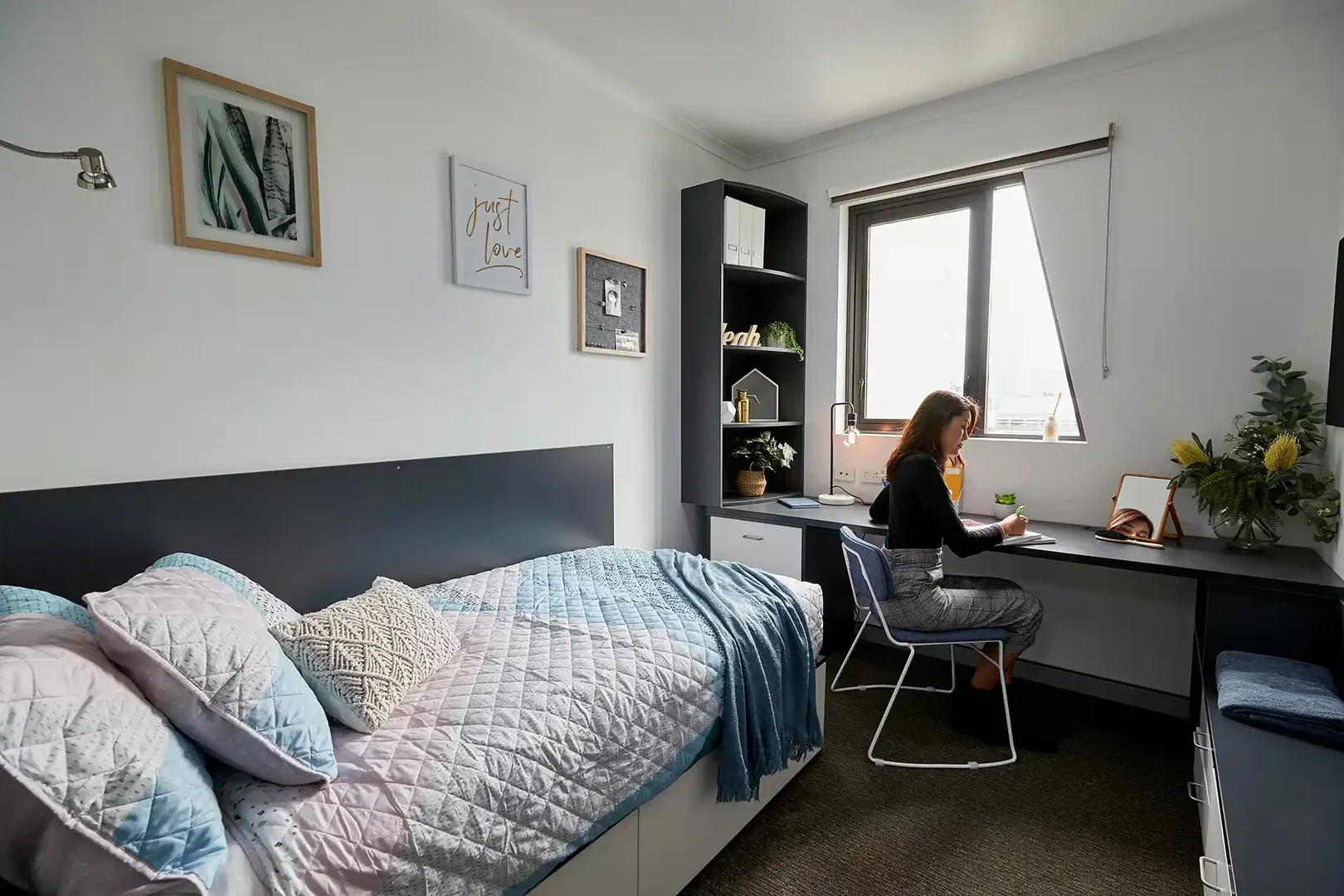 Studentenfreundliches Zimmer in mit modernen Annehmlichkeiten