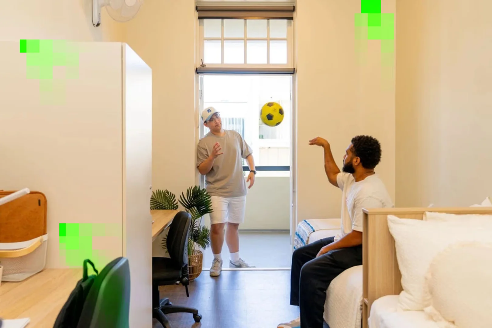 Comfortable and spacious student room in