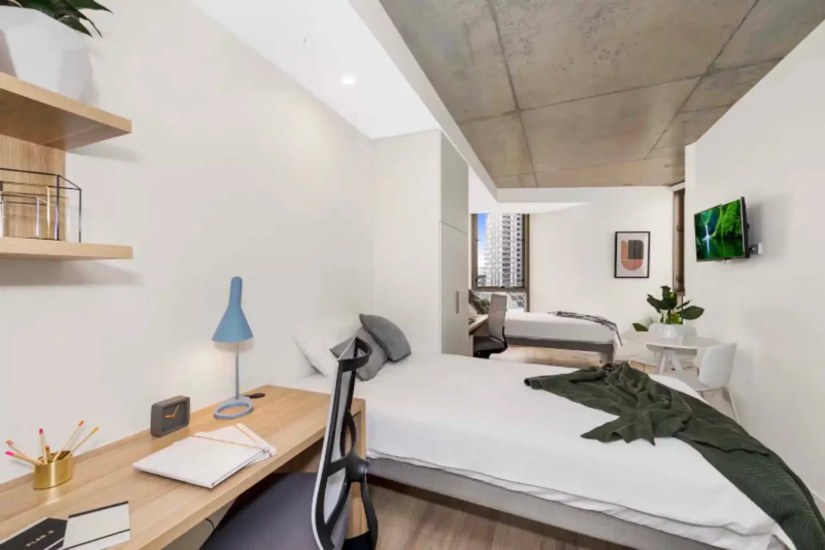 Cozy room for students available in 
