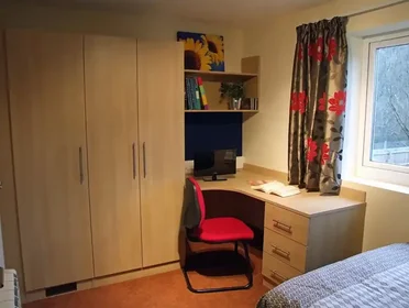 Quarto privado em Ferncliffe Road, imagem 2 de 23
