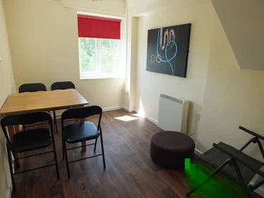 Quarto privado em Ferncliffe Road, imagem 9 de 23