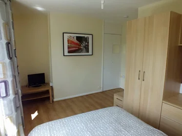 Private room at Ferncliffe Road, image 9 of 21