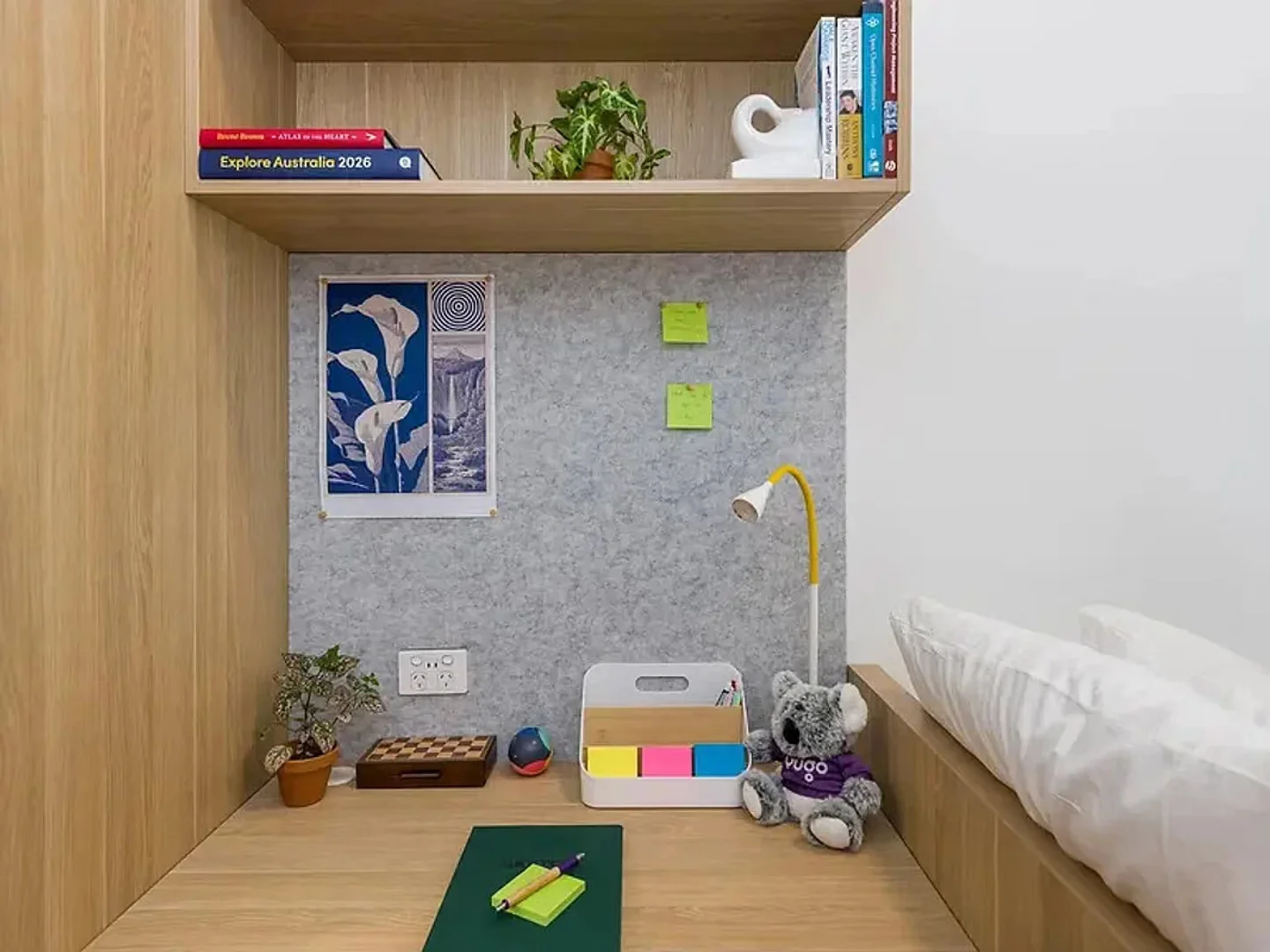 Cozy room for students available in 