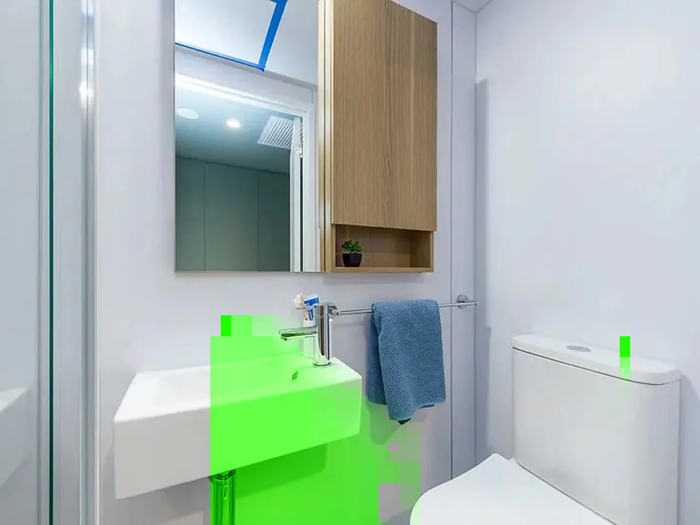 Economical student room with convenient location in 
