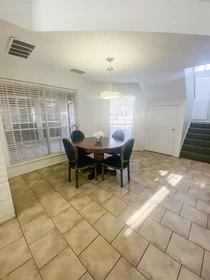 Stanza privata in Woodchase Drive, immagine 23 di 49