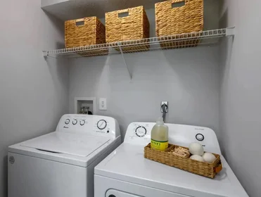 Habitación privada en West Mitchell Street, imagen 1 de 49