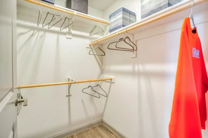 Habitación privada en South Center Street, imagen 37 de 49