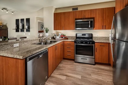 Studio at North Madison Avenue, image 23 of 24