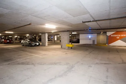 Habitación privada en South Harper Avenue, imagen 6 de 27