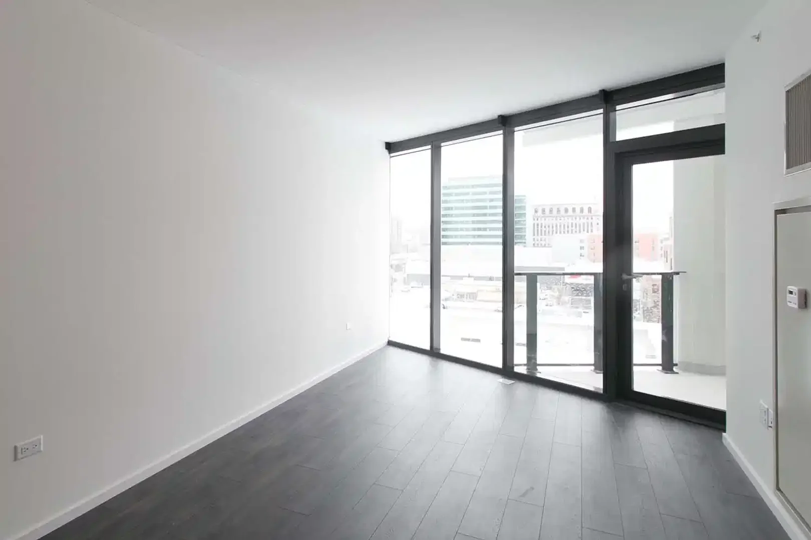 Habitación asequible para estudiantes con buena iluminación en 