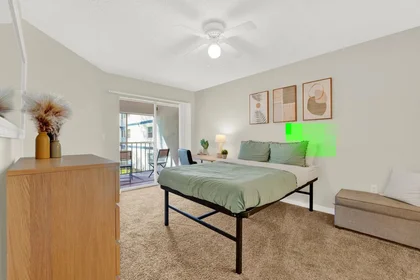 Private room at Excellence Boulevard, image 9 of 40
