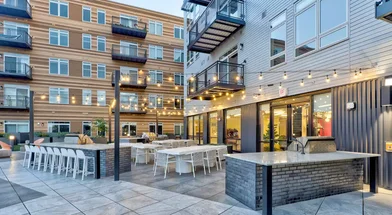 Monolocale in Morrissey Boulevard, immagine 5 di 49
