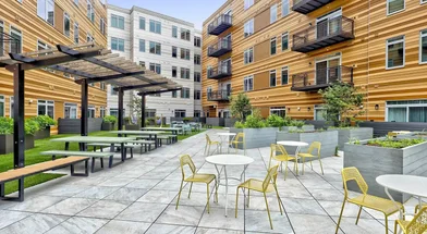 Monolocale in Morrissey Boulevard, immagine 8 di 49