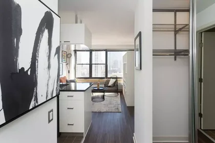 Estudio en East Hyde Park Boulevard, imagen 29 de 32