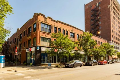 Monolocale in South Cornell Avenue, immagine 9 di 16