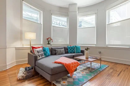 Habitación privada en West Van Buren Street, imagen 13 de 31
