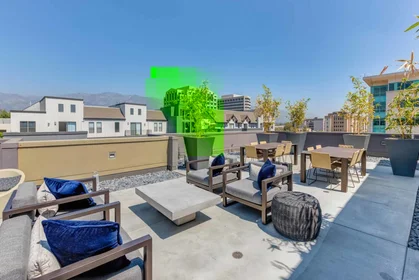 Habitación privada en East Walnut Street, imagen 11 de 25