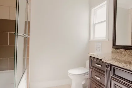 Quarto privado em Rumble Street, imagem 6 de 17