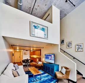 Quarto privado em Laclede Avenue, imagem 1 de 10