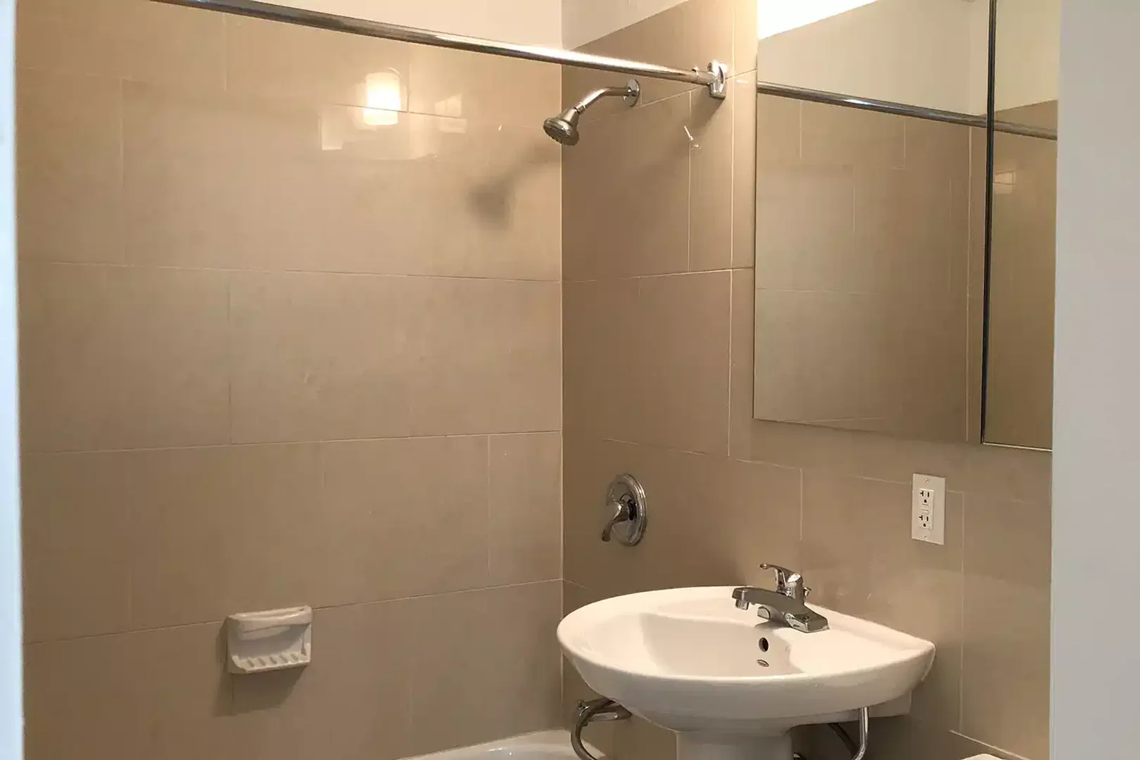 Quarto acolhedor para estudantes disponível em 