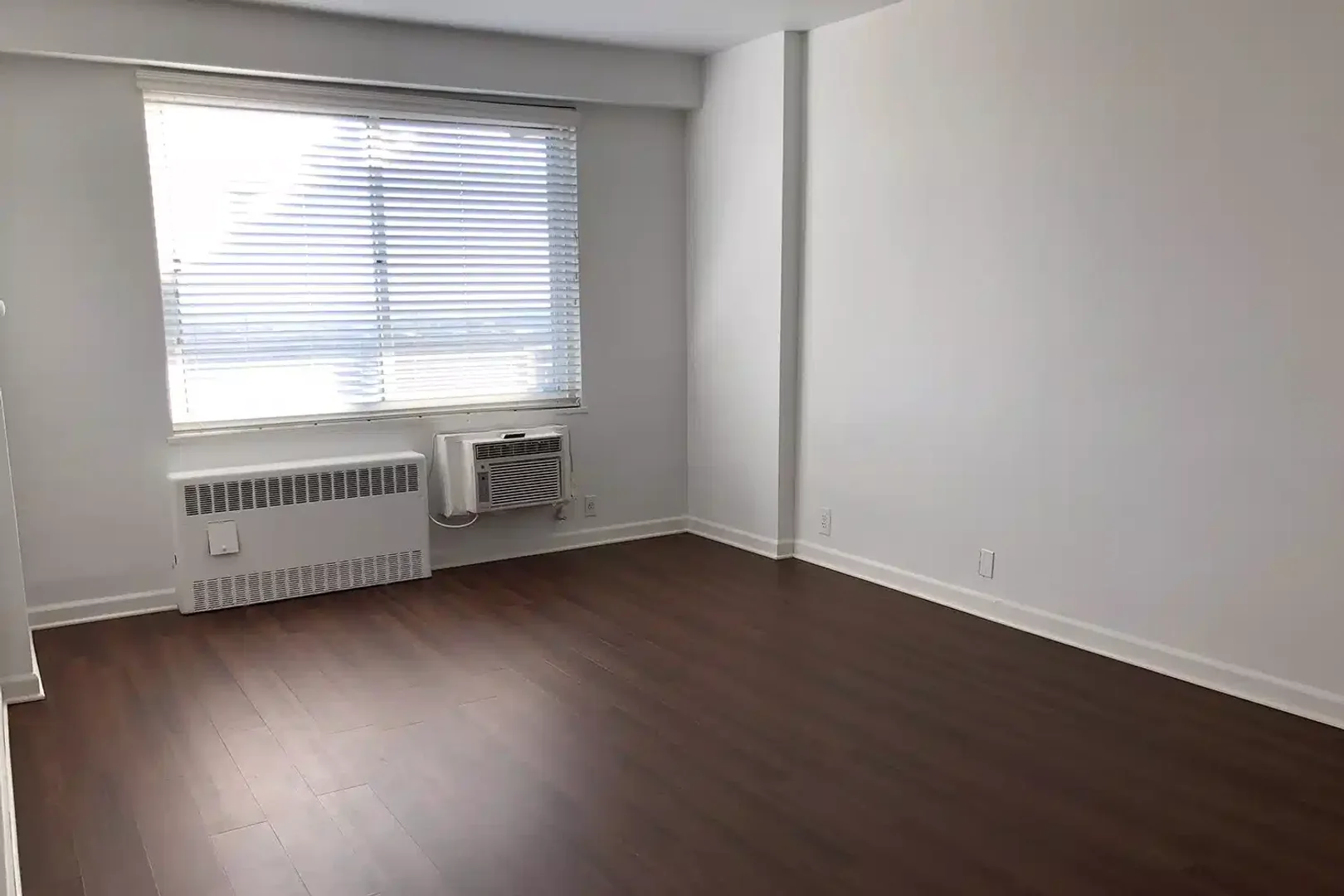 Quarto acolhedor para estudantes disponível em 