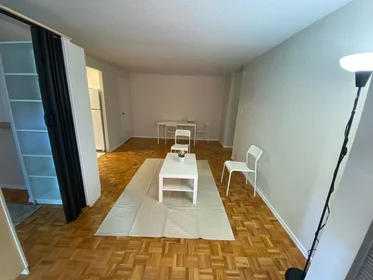 Quarto privado em Saint Patrick Street, imagem 6 de 13
