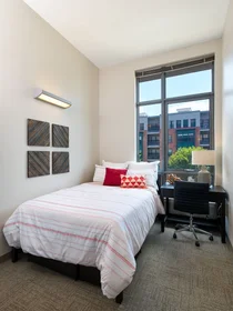 Habitación privada en East 33rd Street, imagen 1 de 10