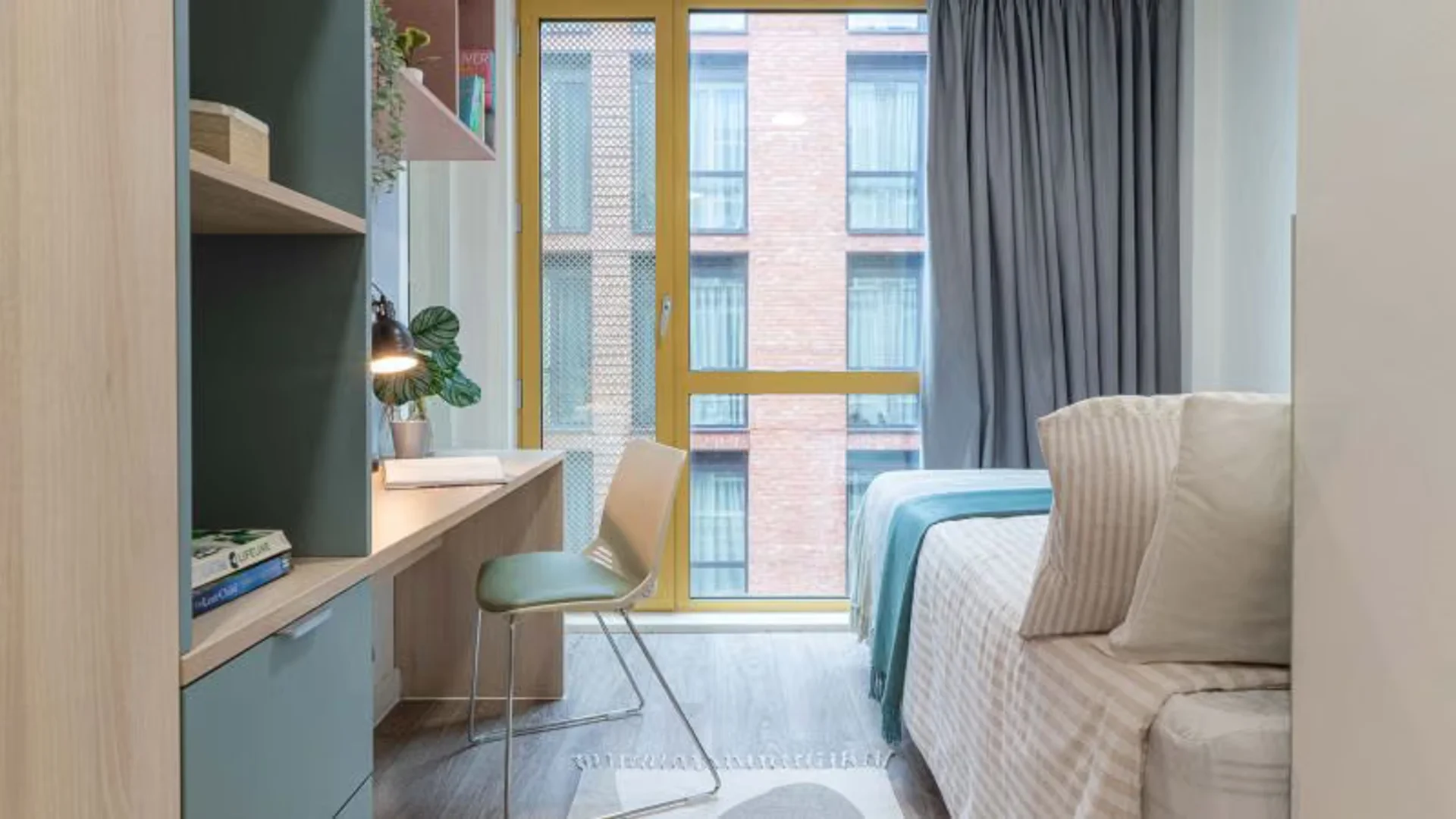 Chambre à louer dans un appartement d'étudiant à , entièrement meublée