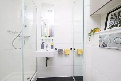 Quarto privado em Station Street, imagem 2 de 49