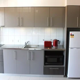 Studio at Ellengowan Drive, image 2 of 9
