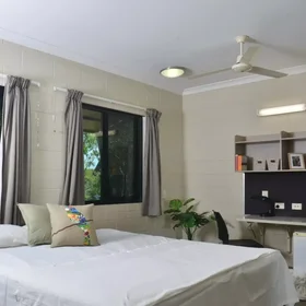 Private room at Ellengowan Drive, image 1 of 10