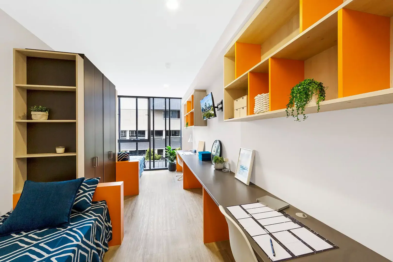Chambre confortable pour étudiants disponible dans 