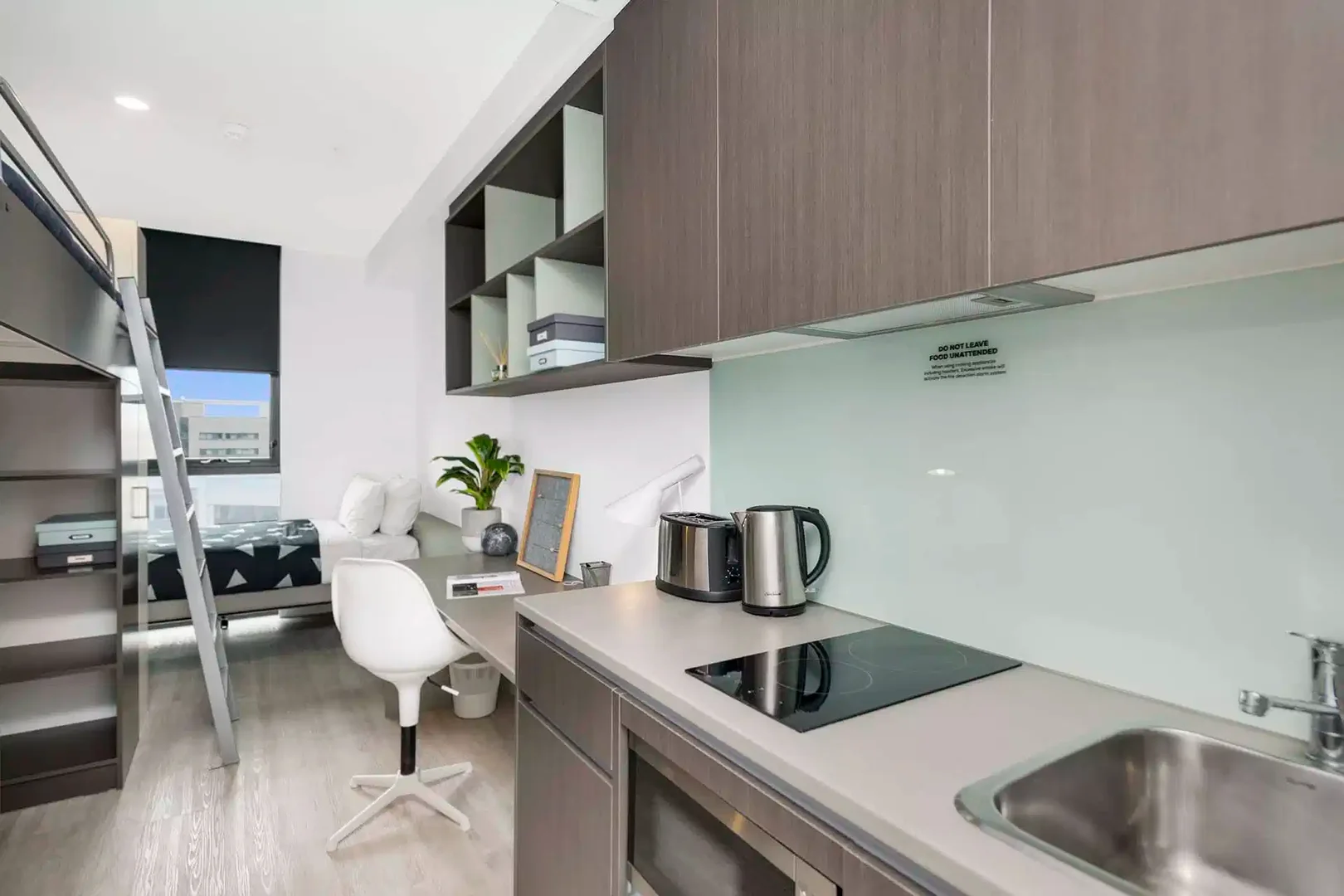 Student-friendly room in  with modern amenities