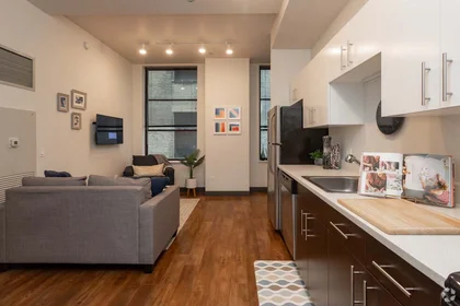 Chambre privée à East Jackson Boulevard, image 30 de 33