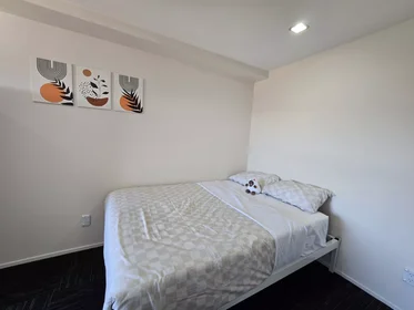 Privatzimmer in der Whitaker Place, bild 1 von 10