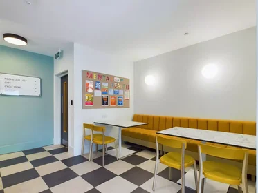 Privatzimmer in der NG3 1BH, bild 15 von 49