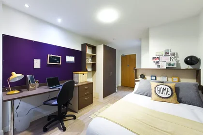 Chambre privée à New Cut Road, image 1 de 10