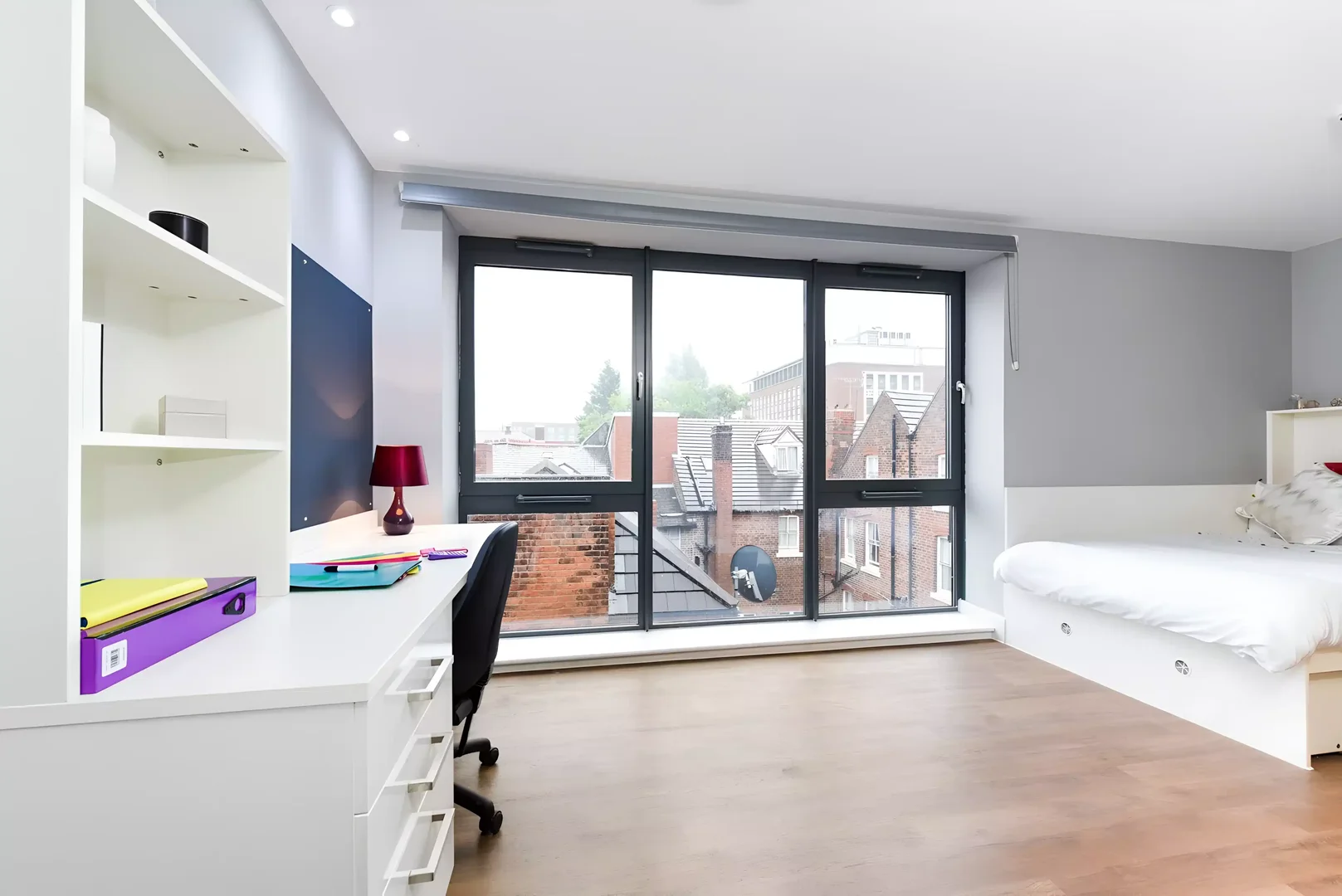 Quarto amigo do estudante em  com comodidades modernas
