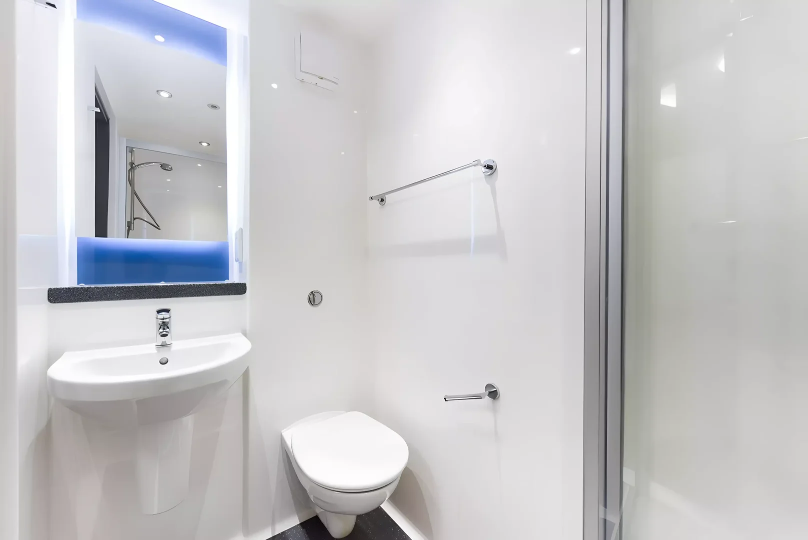 Apartamento estúdio totalmente equipado para estudantes em