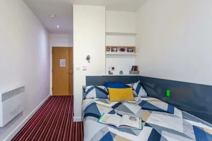 Habitación privada en Brookland Road, imagen 1 de 10