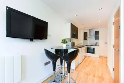 Habitación privada en Brookland Road, imagen 12 de 27