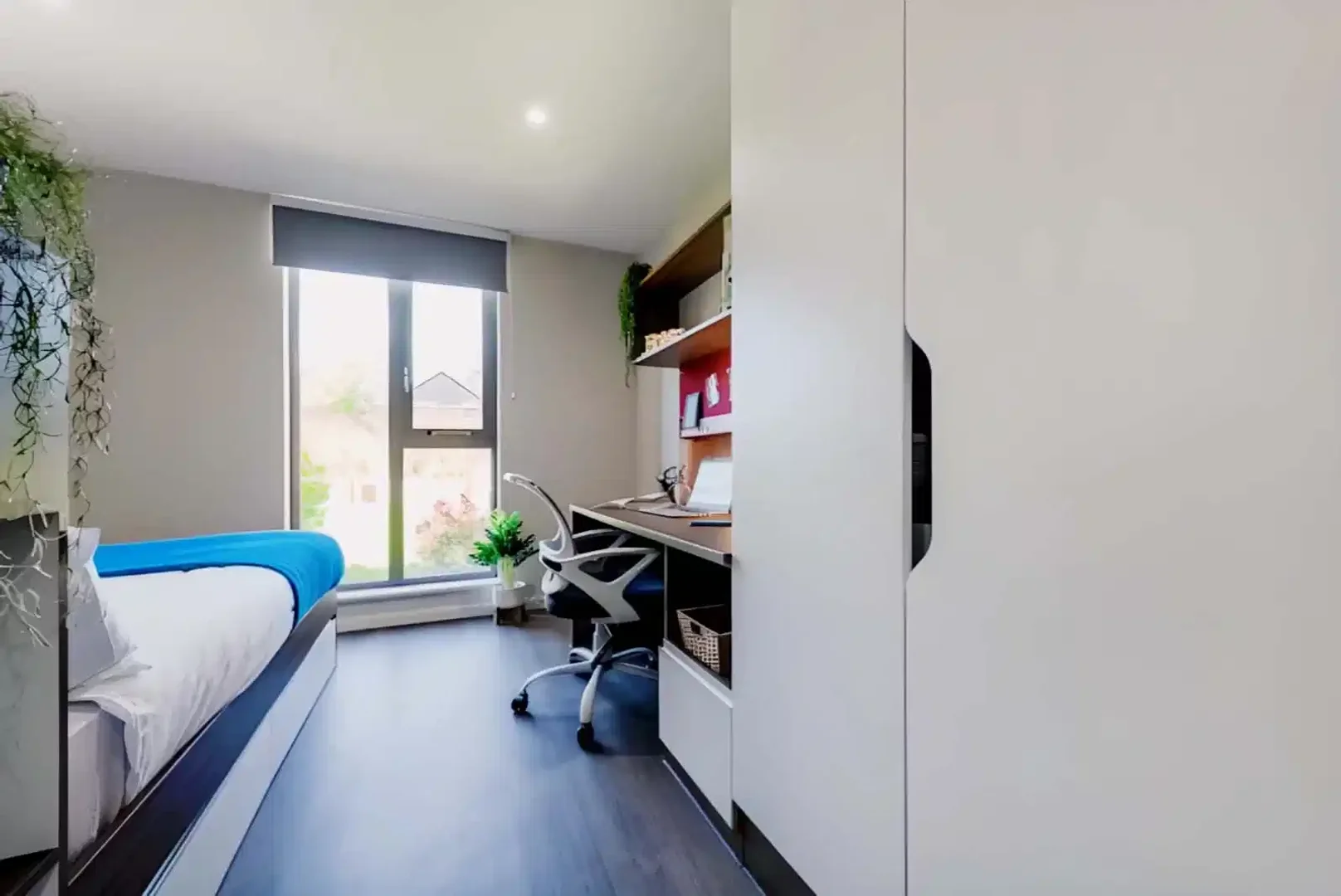 Habitación acogedora para estudiantes disponible en 