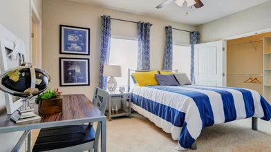 Habitación privada en Lupine Drive, imagen 1 de 49