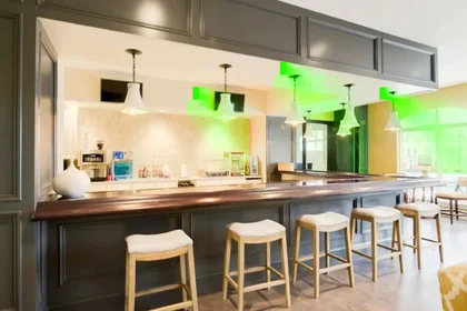 Stanza privata in South Grand Avenue, immagine 4 di 19