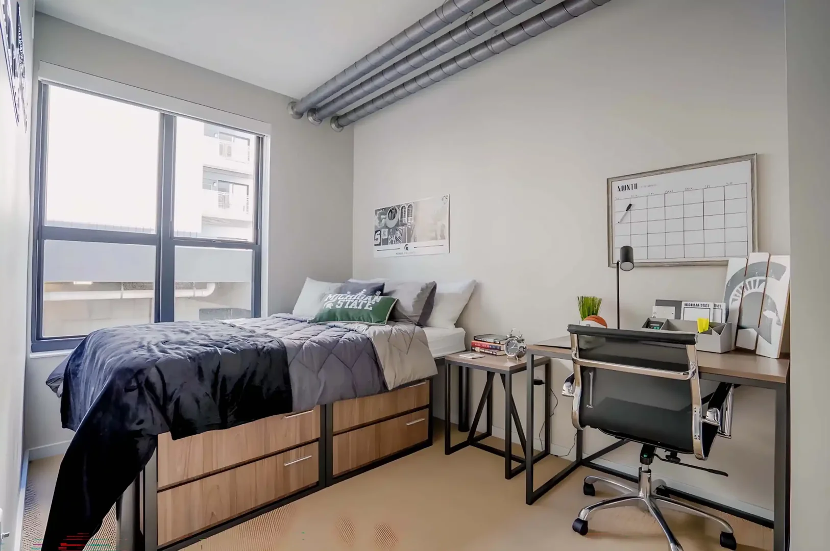 Habitación para estudiantes en  con área de estudio y facilidades compartidas