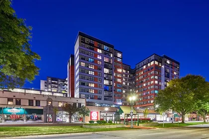 Estudio en East Grand River Avenue, imagen 49 de 49