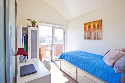 Private room at Trigo Road, image 1 of 10
