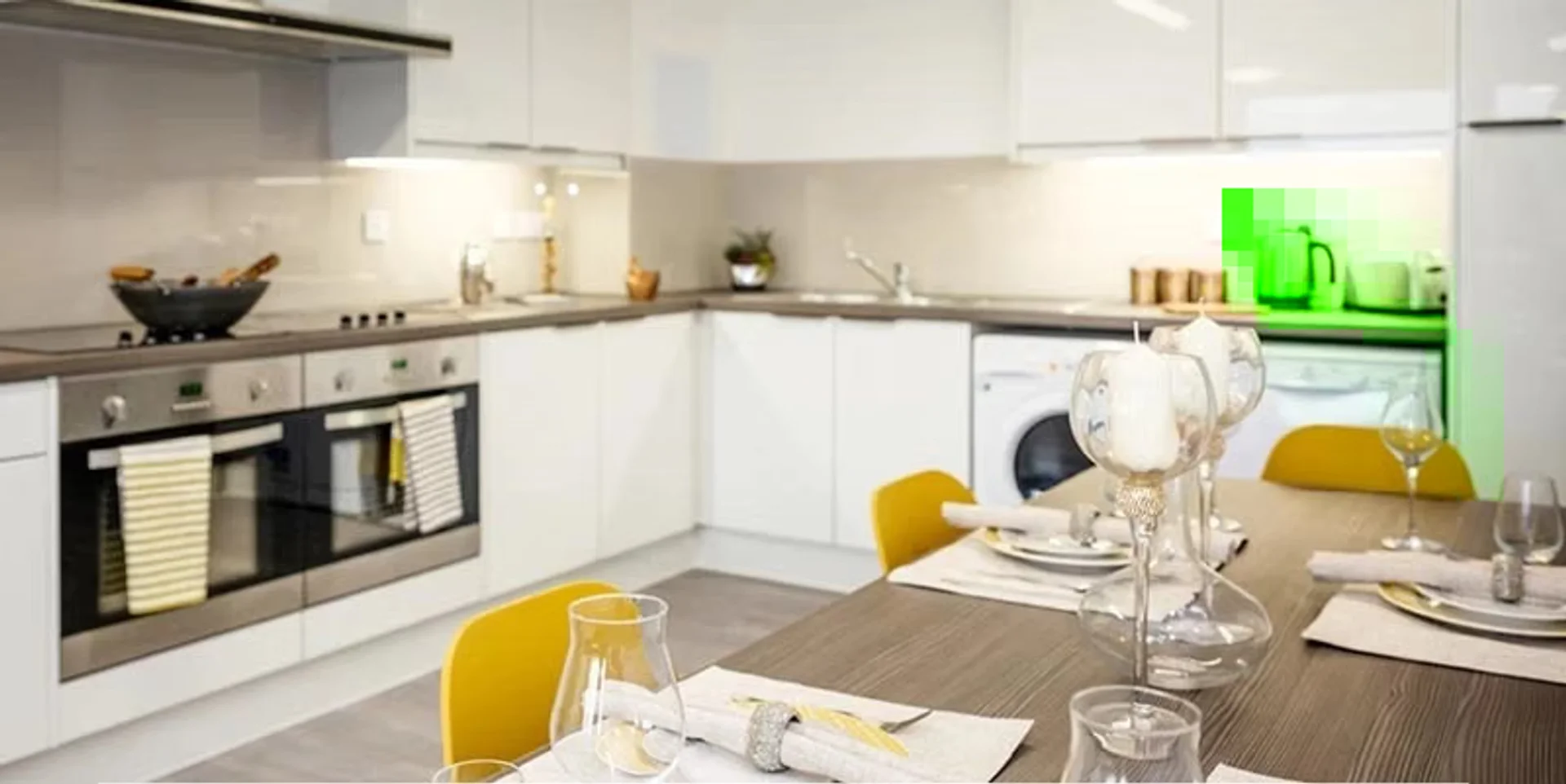 Zimmer in Studentenwohnung in  zu vermieten, voll möbliert
