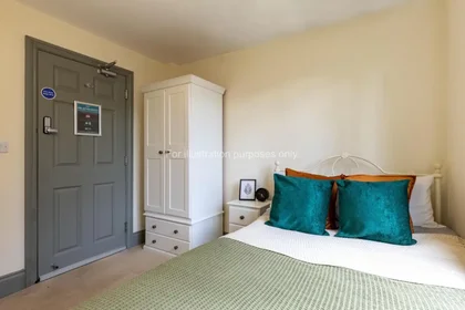 Private room at Shire Oak Road, image 1 of 10